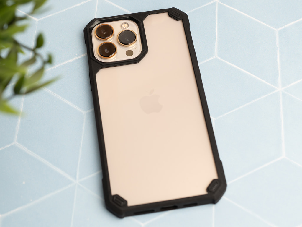 Vysoce odolný Acrylic obal na iPhone 13 Pro Max - Černý 2